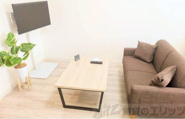 フォーリアライズ梅田レーベンの物件内観写真